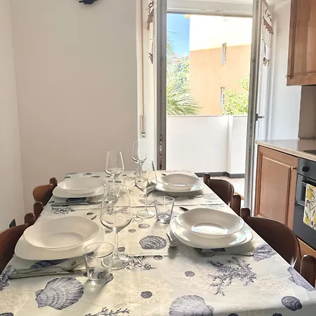 Il Giardino Del Comandante - Con Garage Lejlighed Sanremo