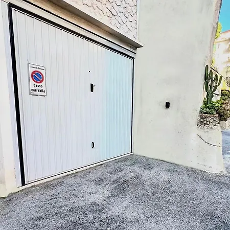 Il Giardino Del Comandante - Con Garage * Sanremo