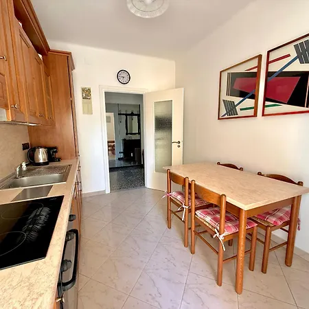 Il Giardino Del Comandante - Con Garage Санремо